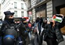 PARÍS: POLICÍA DESALOJA A MANIFESTANTES PRO PALESTINA DE UNIVERSIDAD