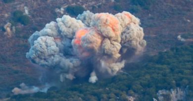 LÍBANO: Al menos 100 personas mueren en bombardeos israelíes