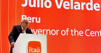 JULIO VELARDE: Expuso en Washington fundamentos macroeconómicos del Perú