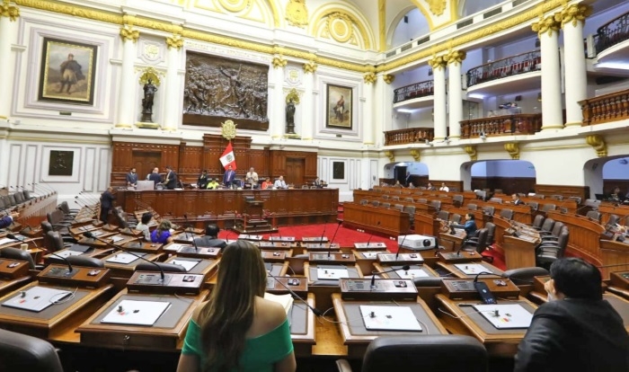 CONGRESO: Pleno rechazó reelección inmediata para alcaldes y gobernadores regionales