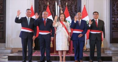 CAMBIOS MINISTERIALES: Presidenta tomó juramento a nuevos ministro