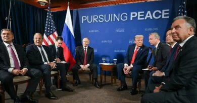 ALASKA / Trump afirma que cumbre con Putin sobre la guerra en Ucrania concluyó sin acuerdo pero con avances