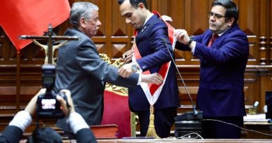 CASTILLO: «Permanencia de José Jerí depende de la elección de su Gabinete ministerial»