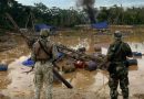 MADRE DE DIOS: Ejército destruye 5 campamentos y 7 balsas en lucha contra minería ilegal