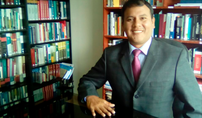 GOBIERNO: Abogado ligado a Vladimir Cerrón asumiría secretaria general de Palacio