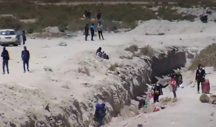 CHILE: Kast inicia construcción de muro en frontera con Perú y este lunes supervisará obra