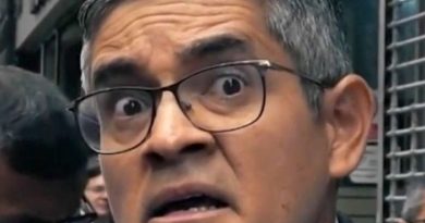 A SU CASA: José Domingo Pérez quedó definitivamente fuera del Ministerio Público