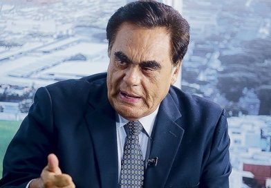 GONZALES POSADA: Saludó decisión del Gobierno de no comprar aviones caza F-16 de EE.UU