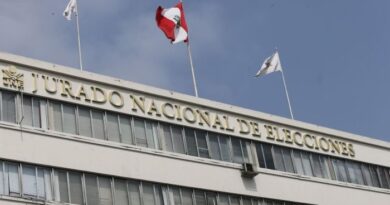 PRONUNCIAMIENTO: Altos mandos de las FFAA se manifiestan sobre proceso electoral