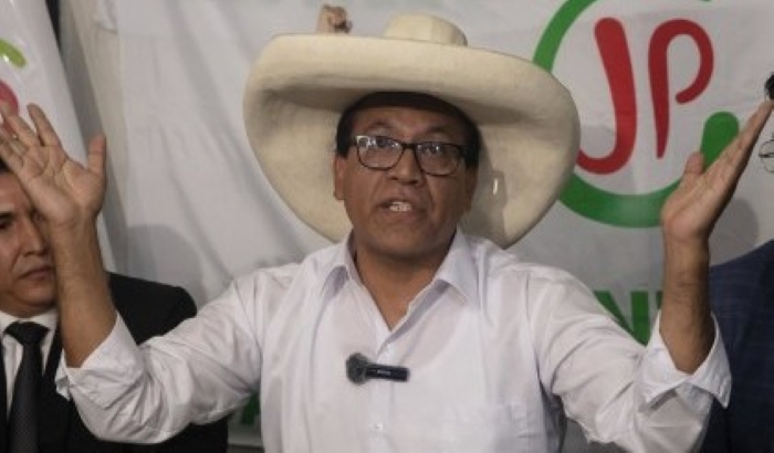 ROBERTO SÁNCHEZ: Fiscalía pide 5 años y 4 meses de prisión en su contra