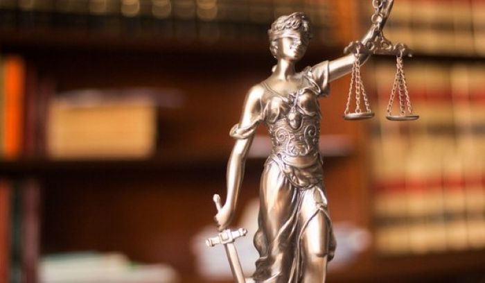 OPINIÓN/ Legalidad sin legitimidad