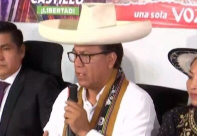 SÁNCHEZ: Insiste en desconocer voto popular, se suma a protesta contra el JNE y pide interpelar al Canciller