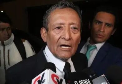 SENADOR: JNE convocó a Absalón Vásquez para que asuma reemplazo de López Aliaga