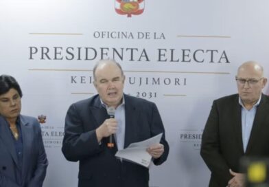 LÓPEZ ALIAGA: Se reunió con Keiko Fujimori y anunció conformación de un «bloque de bancadas» LÓPEZ ALIAGA: Se reunió con Keiko Fujimori y anunció conformación de un «bloque de bancadas»