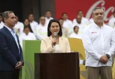 FUJIMORI: Anuncia que Coca Cola invertirá mil millones de dólares en Perú