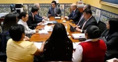 CANCILLERÍA: Convocó a embajador ruso por situación de peruanos retenidos