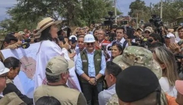 FUJIMORI: «Este Gobierno camina, viaja, responde y traerá resultados concretos» FUJIMORI: «Este Gobierno camina, viaja, responde y traerá resultados concretos»