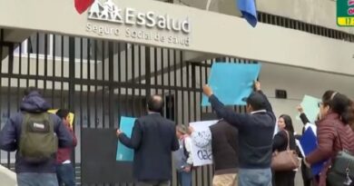 ESSALUD: Ministro anuncia «auditoría profunda» y no descarta declarar la entidad en emergencia