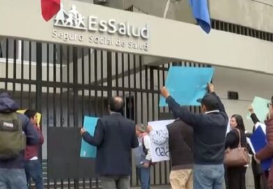 ESSALUD: Ministro anuncia «auditoría profunda» y no descarta declarar la entidad en emergencia