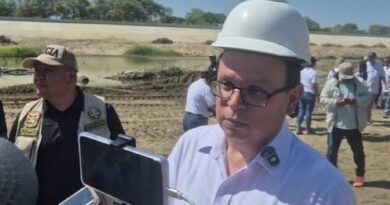VINELLI: Descarta fusión de ministerios en pedido de facultades legislativas 