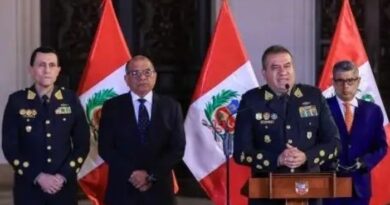 ARRIOLA: «Me voy con la conciencia tranquila», afirmó tras ser relevado como jefe de la PNP