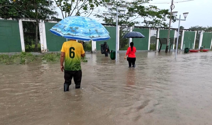 SAN MARTÍN: Lluvias intensas inundan casas y calles