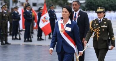 FUJIMORI: «Tomaremos fuertes decisiones para restablecer el orden y la paz en nuestro país»