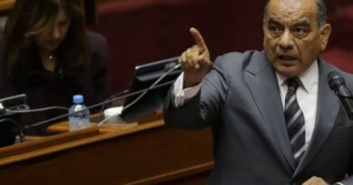 CONGRESO: 3 diputados de Obras retiran sus firmas y se cae moción de censura contra ministro Astudillo