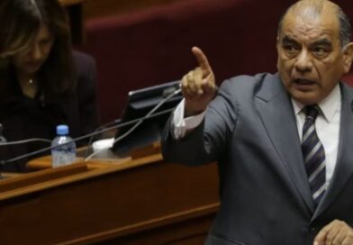 CONGRESO: 3 diputados de Obras retiran sus firmas y se cae moción de censura contra ministro Astudillo