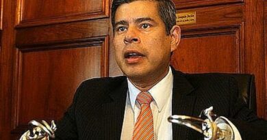 GALARRETA: Pide «dar batalla política» tras decisión de Comisión de Constitución de rechazar pedido de facultades