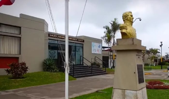 MARINA DE GUERRA: Dispone separación de directora, docente y entrenador de fútbol del Liceo Naval Almirante Guise