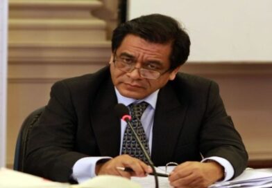 CHANG: Ministro anuncia retiro de todo tipo de ideología de currícula escolar