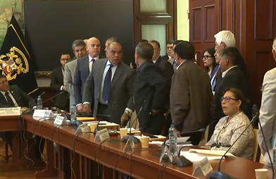 Fujimori rechaza insulto al ministro Astudillo ocurrido en sesión del Senado