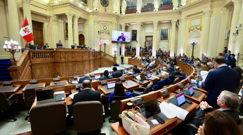 Senado aprueba otorgar las facultades legislativas al Ejecutivo
